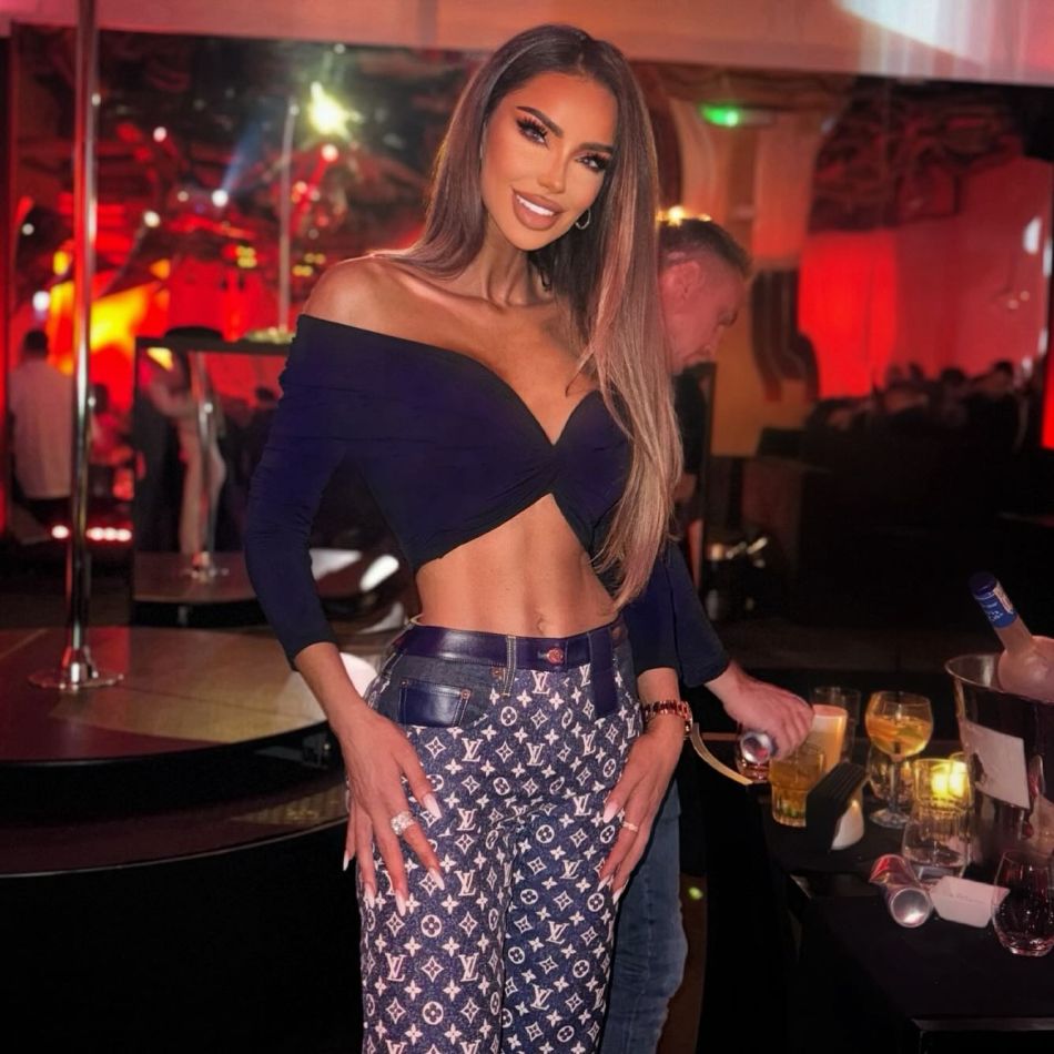 Bianca Drăgușanu, apariție de senzație la ziua de naștere a lui Gabi Bădălău: invitații au rămas mască!