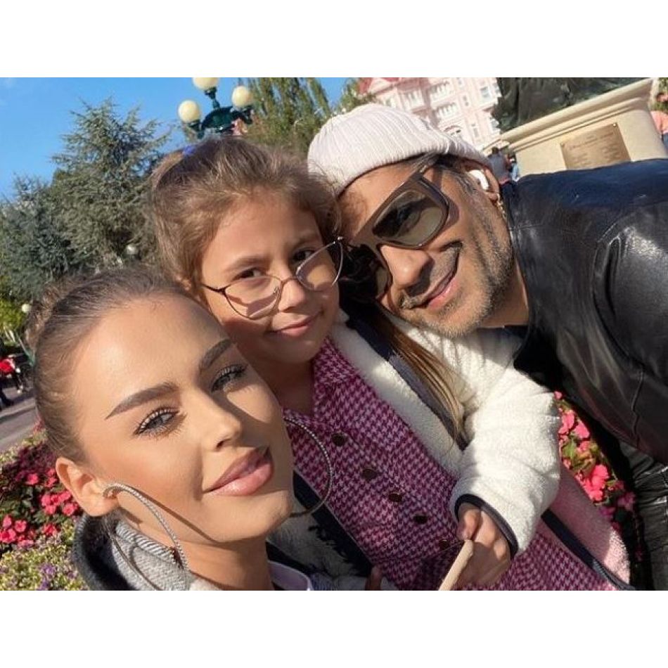 După ce Connect-R a recunoscut public că a înșelat-o pe Misha,frumoasa artistă a dezvăluit că se confruntă cu stări de anxietate