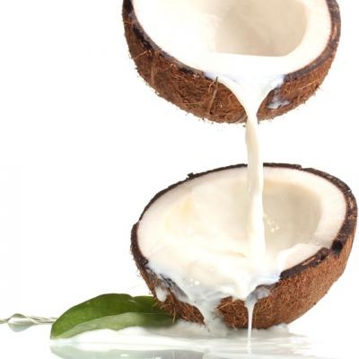 5+1 Motive sa introduci laptele de cocos in dieta ta!