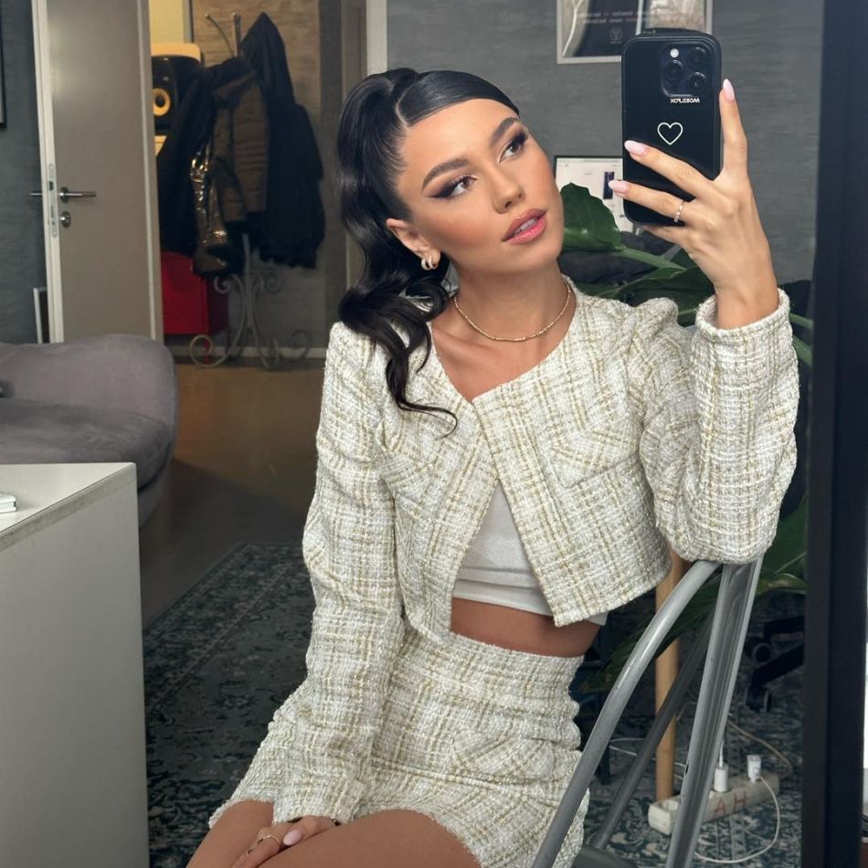 Mira, luptă aprigă cu o boală rară. După un drum plin de provocări, artista a primit diagnosticul corect de la medici 