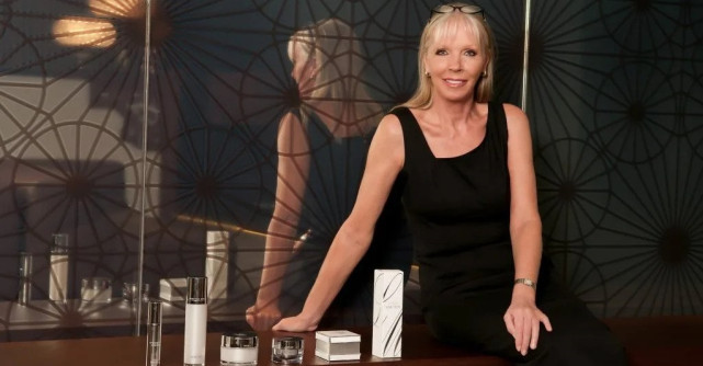 LM1- crema emblematica anti-aging, creata de Linda Meredith