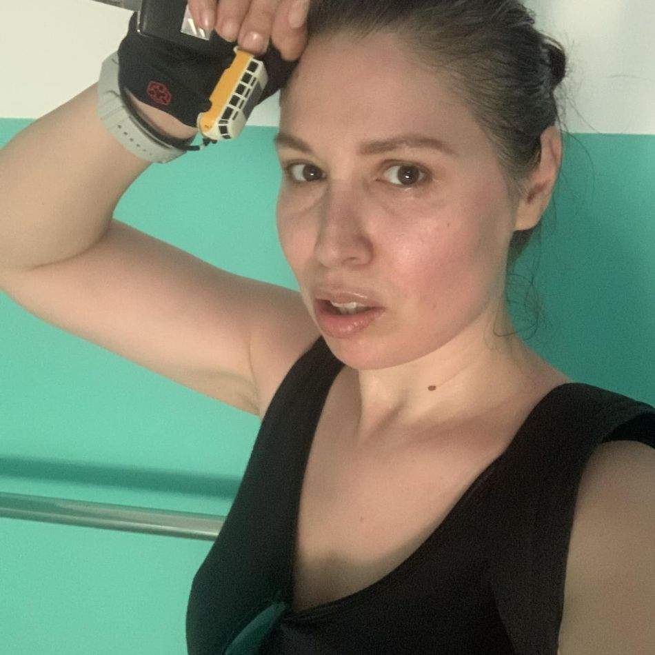 Motivul pentru care Cristina Bălan  nu le-a spus gemenilor săi că suferă de sindromul Down:  Ar mânca și s-ar juca altfel?