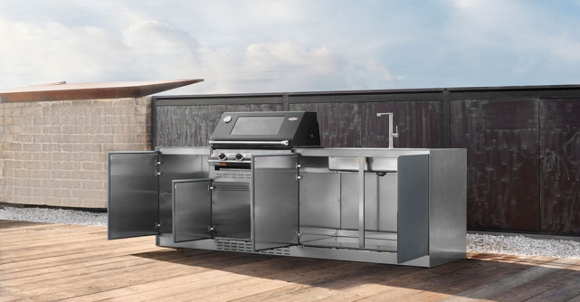 Cum să alegi o bucătărie de exterior: cele 5 greșeli pe care să le eviți
