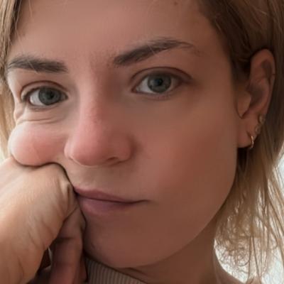 Victoria Răileanu, moment tensionat la metrou. Actrița a fost înjurată de un pompier