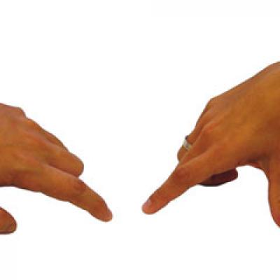 10 efecte psihologice ale atingerii non-sexuale