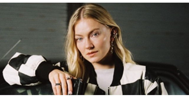 Astrid S a lansat Oh Emma