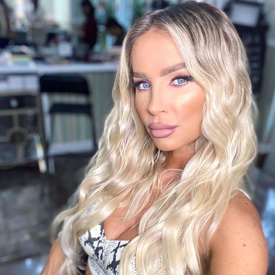 Val de critici după ce Andreea Bănică a postat o fotografie cu o actriță celebră! Ce i-a deranjat pe internauți?