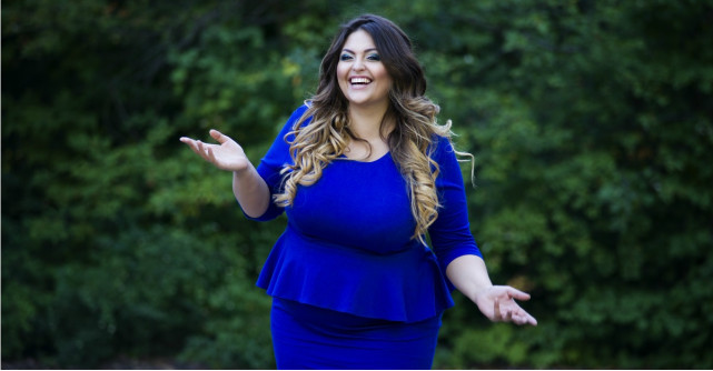 Rochii elegante pentru femei plinute