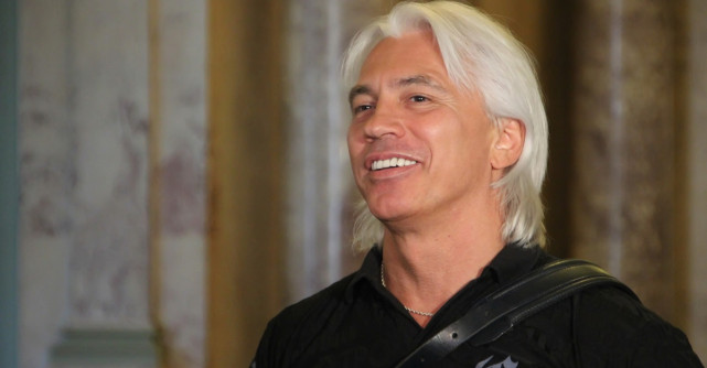 Opt ani fără Dmitri Hvorostovsky, vocea care a transformat durerea în artă eternă. S-a stins fulgerător la 55 de ani
