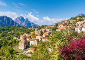 Vacanța în Corsica - ghid complet pentru cea mai frumoasă experință a vieții tale