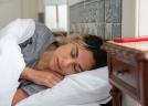 5 obiceiuri care te ajută să slăbești în timp ce dormi