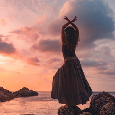 Nu-ti cauta fericirea in ceilalti, ea este in inima ta. 15 Mantre pe care sa ti le spui dimineata pentru a invata sa te iubesti