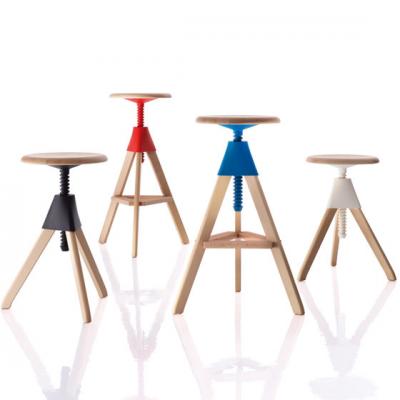 20 de accesorii si piese de mobilier pentru barul de acasa