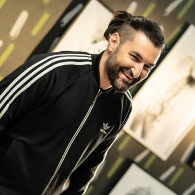 Smiley are 300 000 de angajați cu care pornește o campanie națională pentru educație    