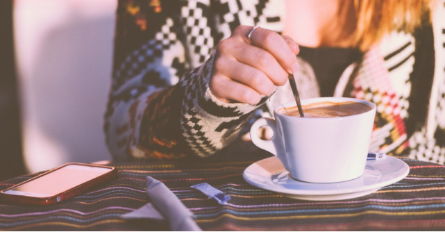 Idei de cadouri pentru iubitorii de cafea