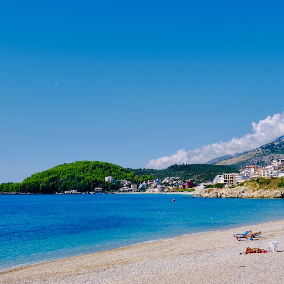 Descoperă frumusețea și tradițiile pascale în destinații ortodoxe din Europa