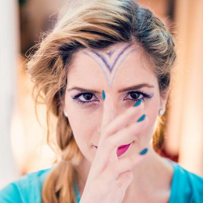 7 motive sa iubesti o femeie Pesti