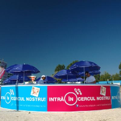 Intra in Cercul Fetelor Destepte pe plaja Kudos din Mamaia!