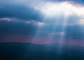 10 semne subtile ale protecției divine care te ghidează și te susțin