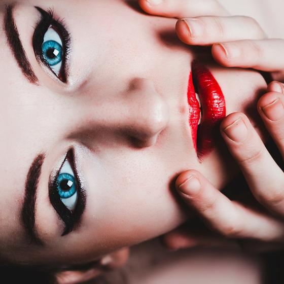 Beauty Tips & Tricks: cum obtii un smokey eyes ca la make-up artist