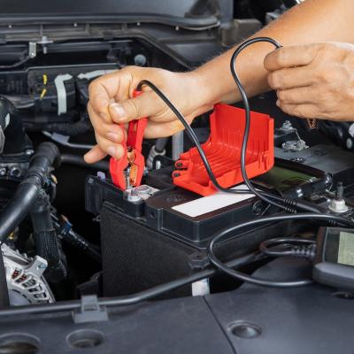 De ce se descarcă bateria auto? 6 cauze și sfaturi pentru întreținerea acesteia 