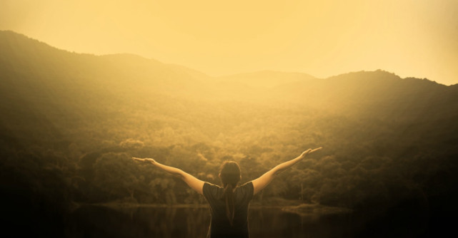 4 Semne de la Univers că ești pe calea greșită în viață