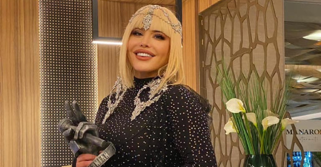 LOREDANA lanseaza single-ul 'Cand o zi pare un an'