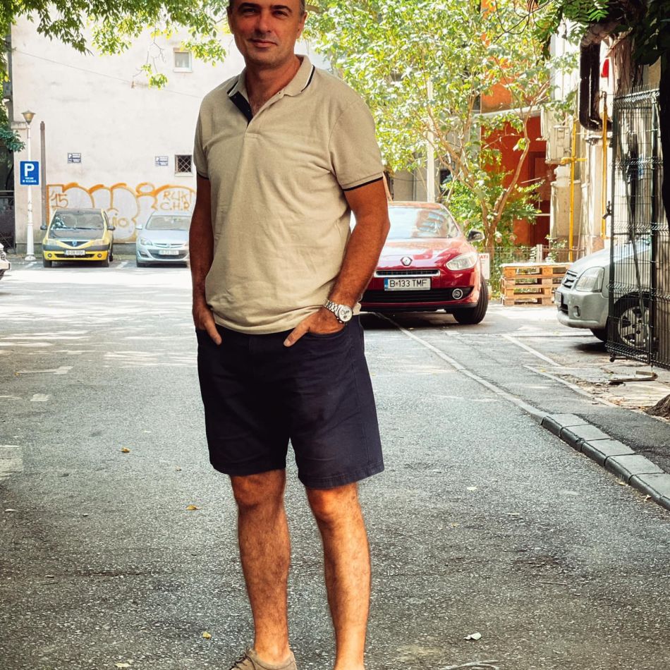 Cornel Ilie nu le-a spus copiilor săi că a divorțat de mama lor: o să fie mai ușor de înțeles pentru ei...