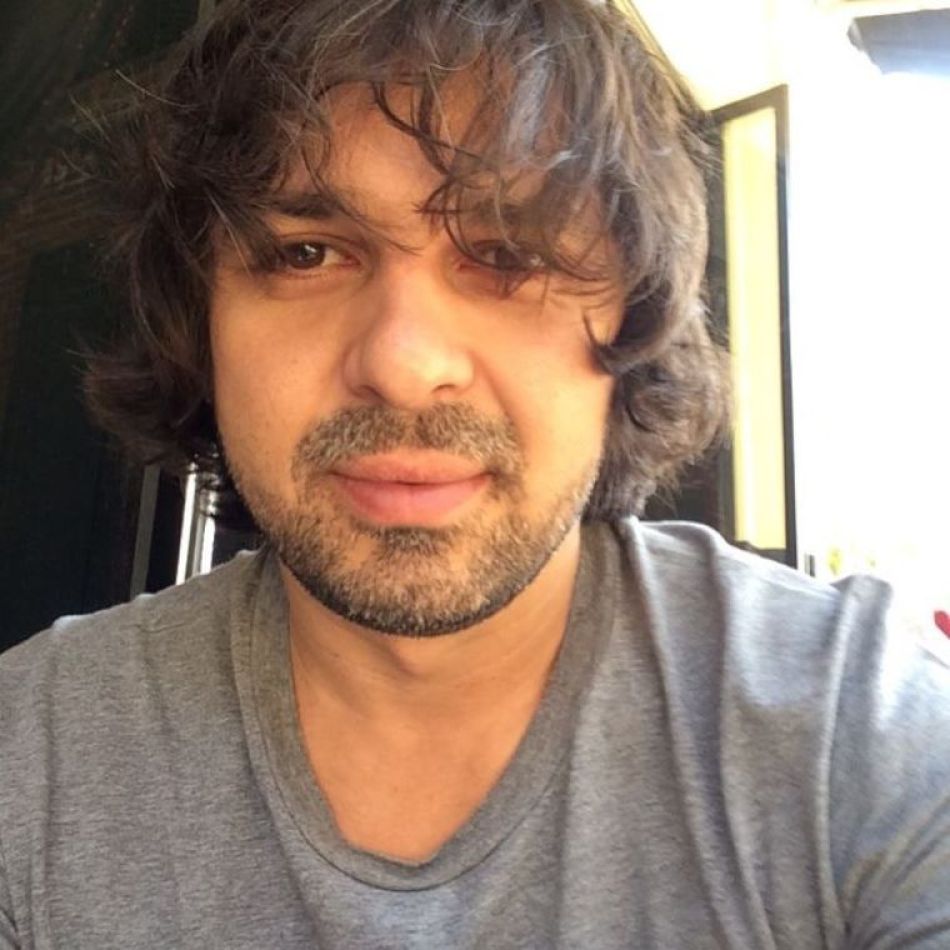 Replica lui Răzvan Munteanu la acuzațiile aduse cum că ar fi cheltuit economiile familiei și ar fi dat țepe urmăritorilor săi