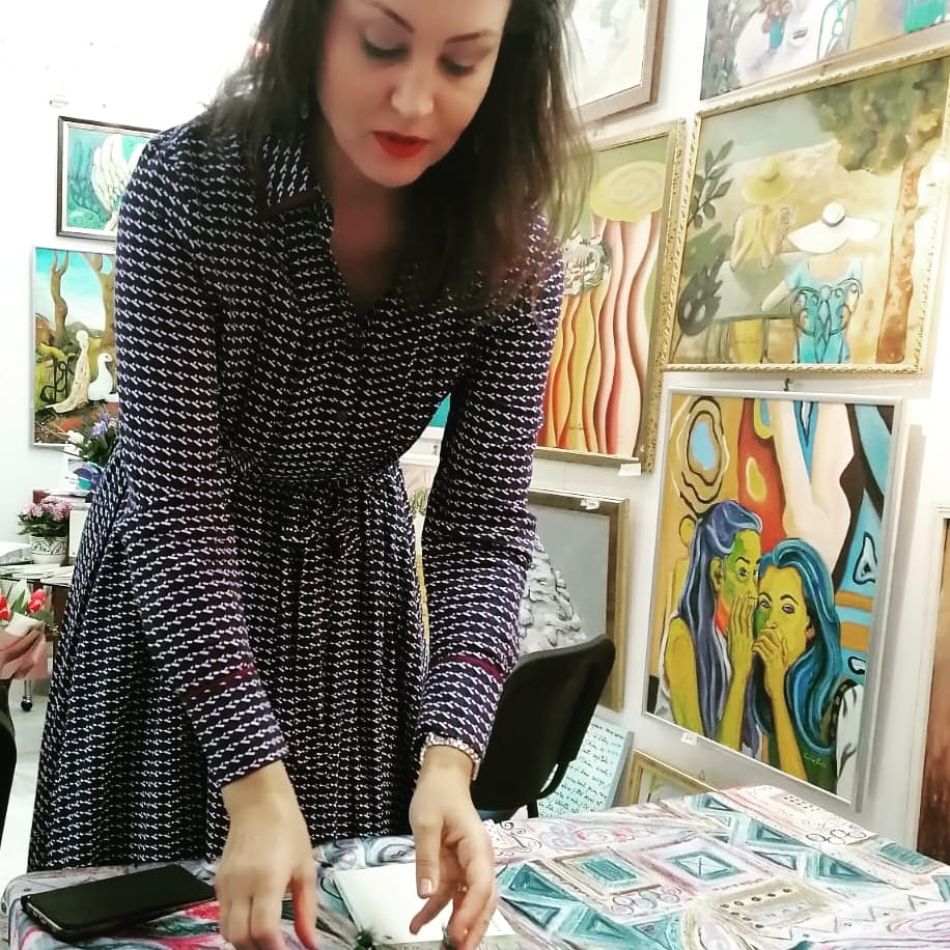 Daniela Nane, fericită alături de iubitul tinerel! În brațele cui a găst actrița fericirea, după divorțul de al doilea soț?