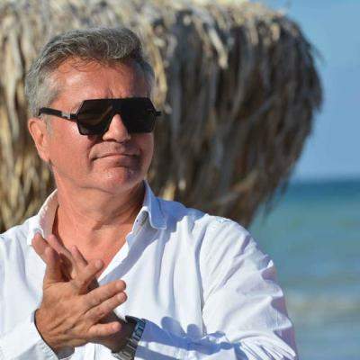 Bomba anului în showbiz! Dan Bittman, prins cu o brunetă misterioasă: Vreau să vă chinui puțin!