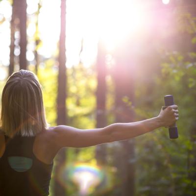 Nu contează pe cine cunoști, contează cine ești