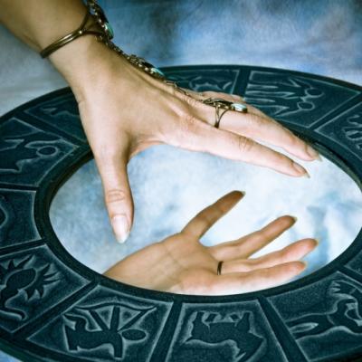 Astrologie: Horoscopul iubirii in zodiacul Indian