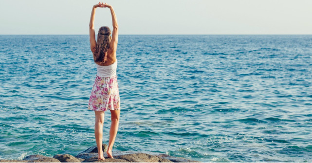 Care caldura? Tinutele astea arata grozav si sunt racoroase!