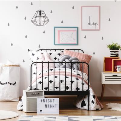 Lenjerii de pat cu cele mai simpatice imprimeuri pentru zile senine