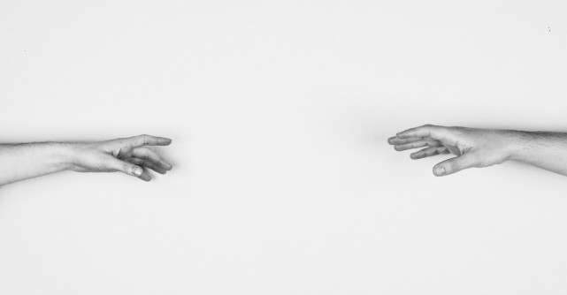 Relatiile la distanta: Cum pastrezi dragostea vie?