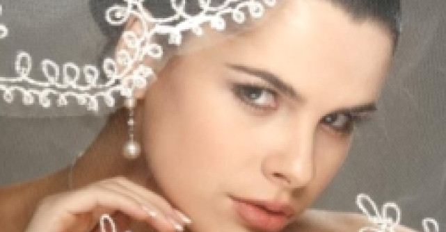 Rochia printesei Kate, o creatie somptuasa marca Alexander McQueen