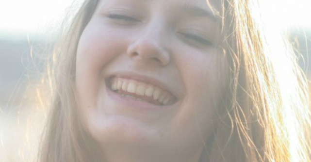 5 situatii care cauzeaza sangerarea gingiilor