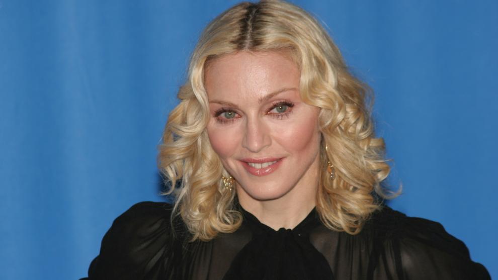 Madonna șochează din nou cu o scenă controversată, imitând un act sexual, într-un nou videoclip.Reacțiile fanilor sunt împărțite