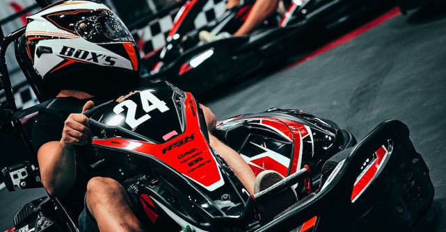 4 motive pentru care Vmax Karting este cea mai buna activitate in sezonul rece 