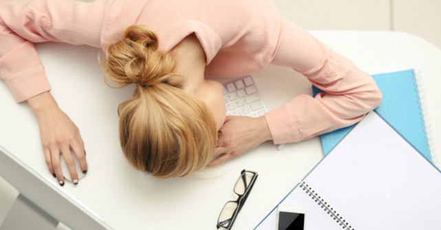 Cum tratezi mintea obosita? Ceata aceea care te ameteste va disparea!