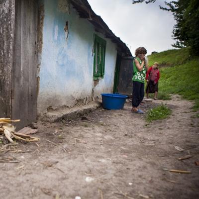 In compania oamenilor buni