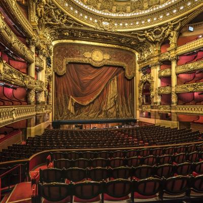 7 lucruri inedite pe care merita sa le stii despre teatru