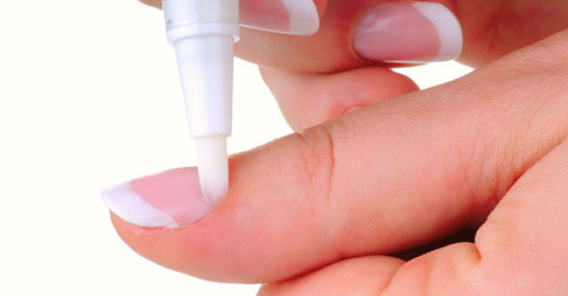 5 Produse cu ingrediente naturale pentru ingrijirea cuticulelor