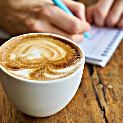 3 retete de bauturi delicioase pentru momentele in care iti e dor de cafeneaua preferata