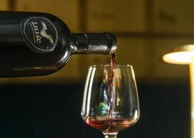 După o pauză de 5 ani, Crama Liliac a dezvăluit noua ediție a vinului TITAN, în cadrul unui eveniment exclusivist, la The Vault
