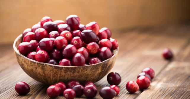 Merisoarele, leacul-miracol pentru ulcer si boli de rinichi. Care este tratamentul?