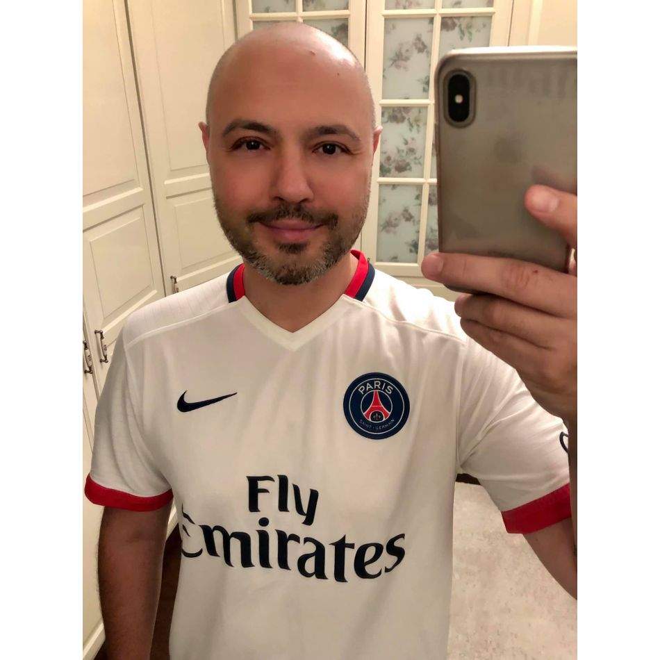 Mihai Mitoșeru este în continuare cu gândul la Noemi, la 4 ani de la divorț. Prezentatorul își dorește cu ardoare împăcarea