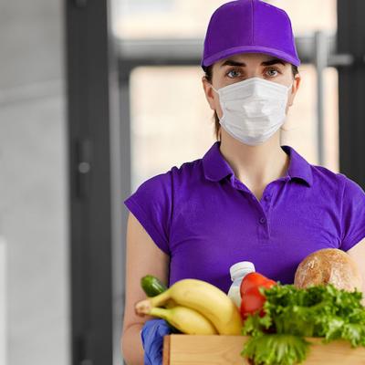 Serviciul de livrare în 30 de minute de la Carrefour prin Bringo ajunge în Brașov și Constanța