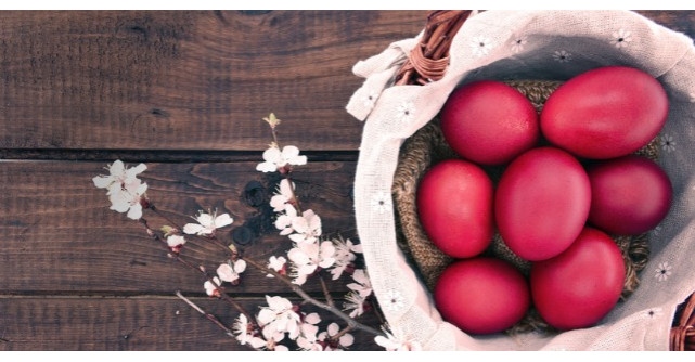 Cat timp poti tine ouale rosii in frigider?